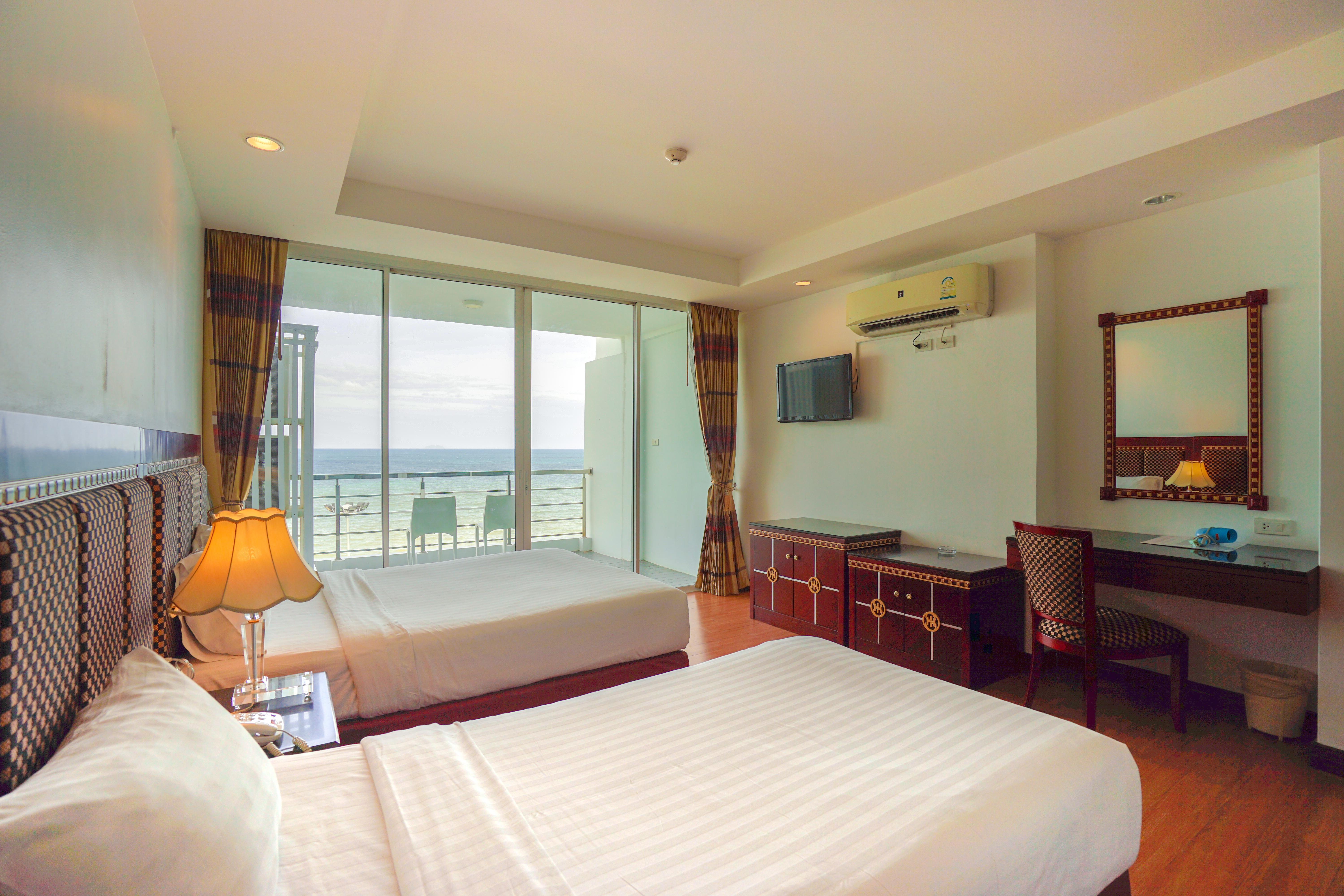 Jomtien Hisotel Exterior foto