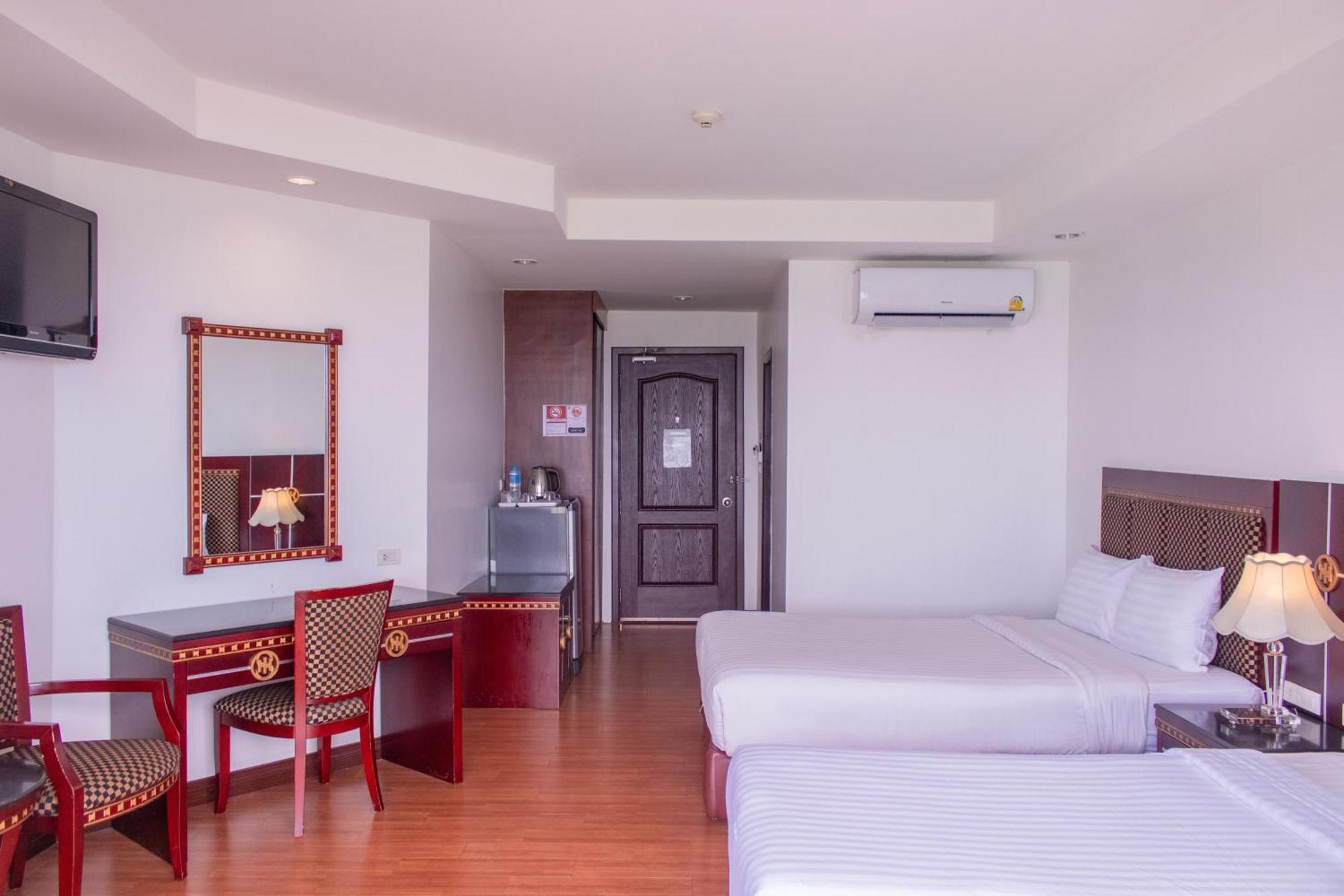 Jomtien Hisotel Exterior foto
