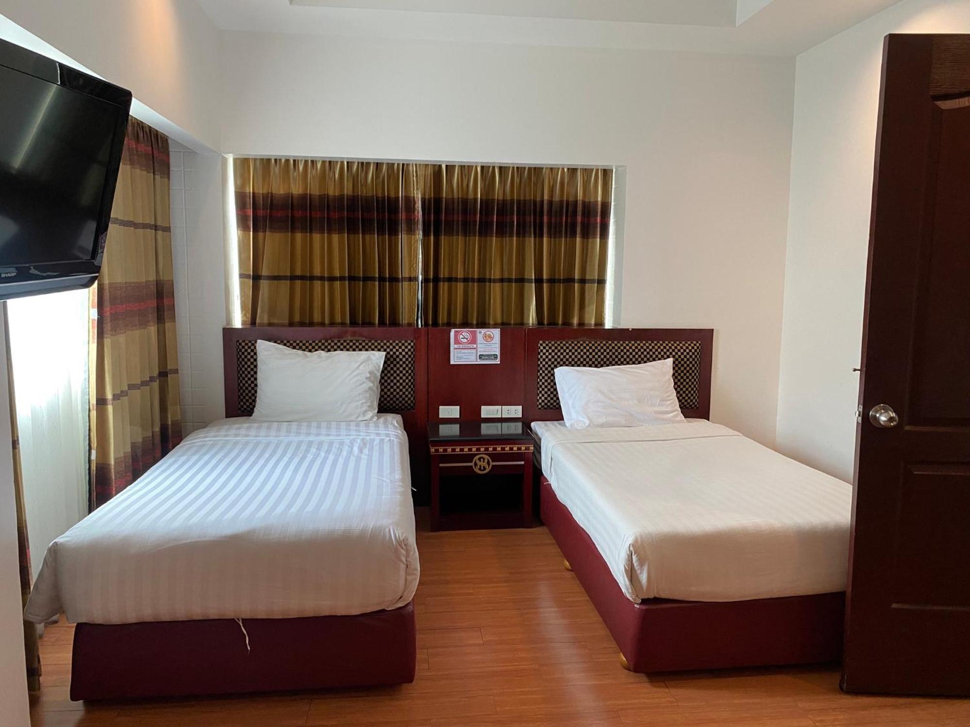 Jomtien Hisotel Exterior foto